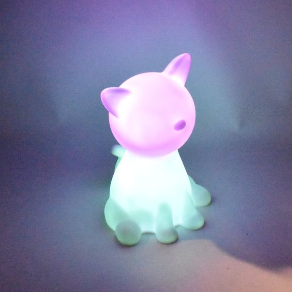 LED Cat Children Lamp Multi Color Child Safe Silicone Night Light - Picture 6 of 7